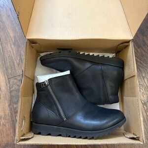 SOREL HARLOW ZIP